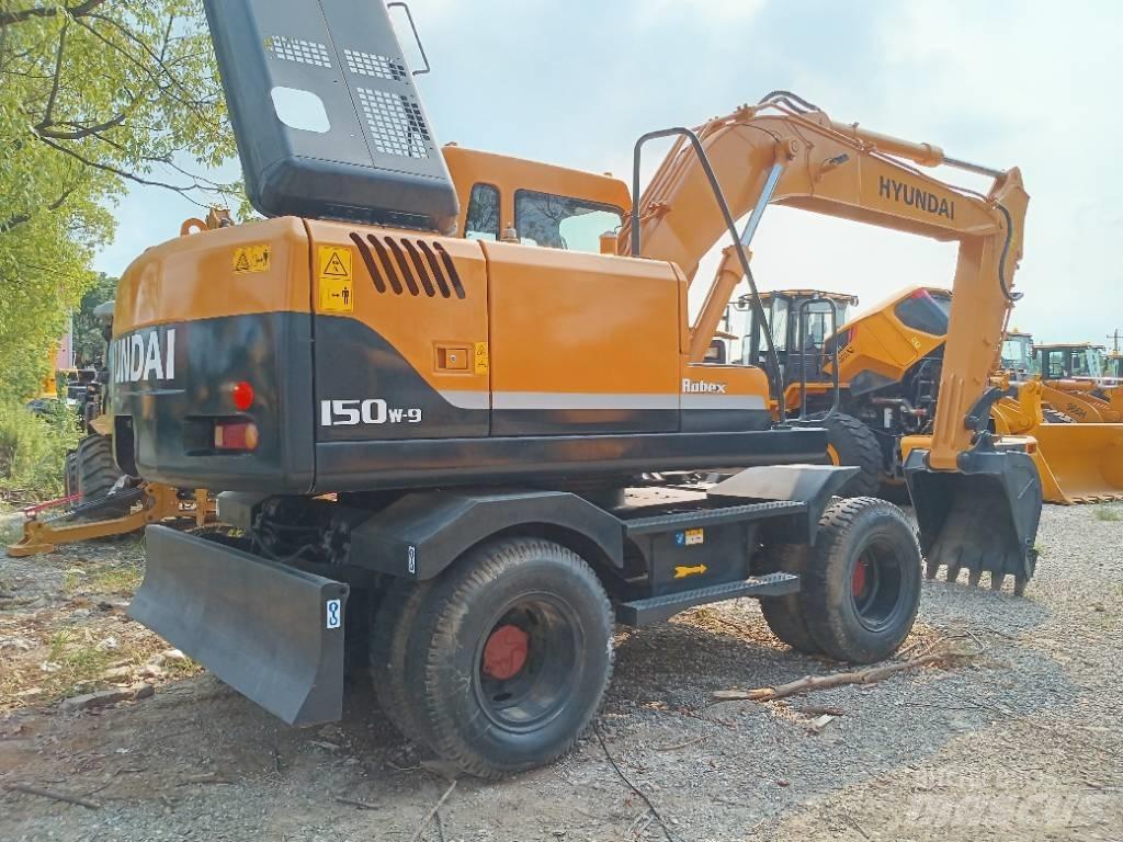Hyundai 150W-9 Гусеничні екскаватори