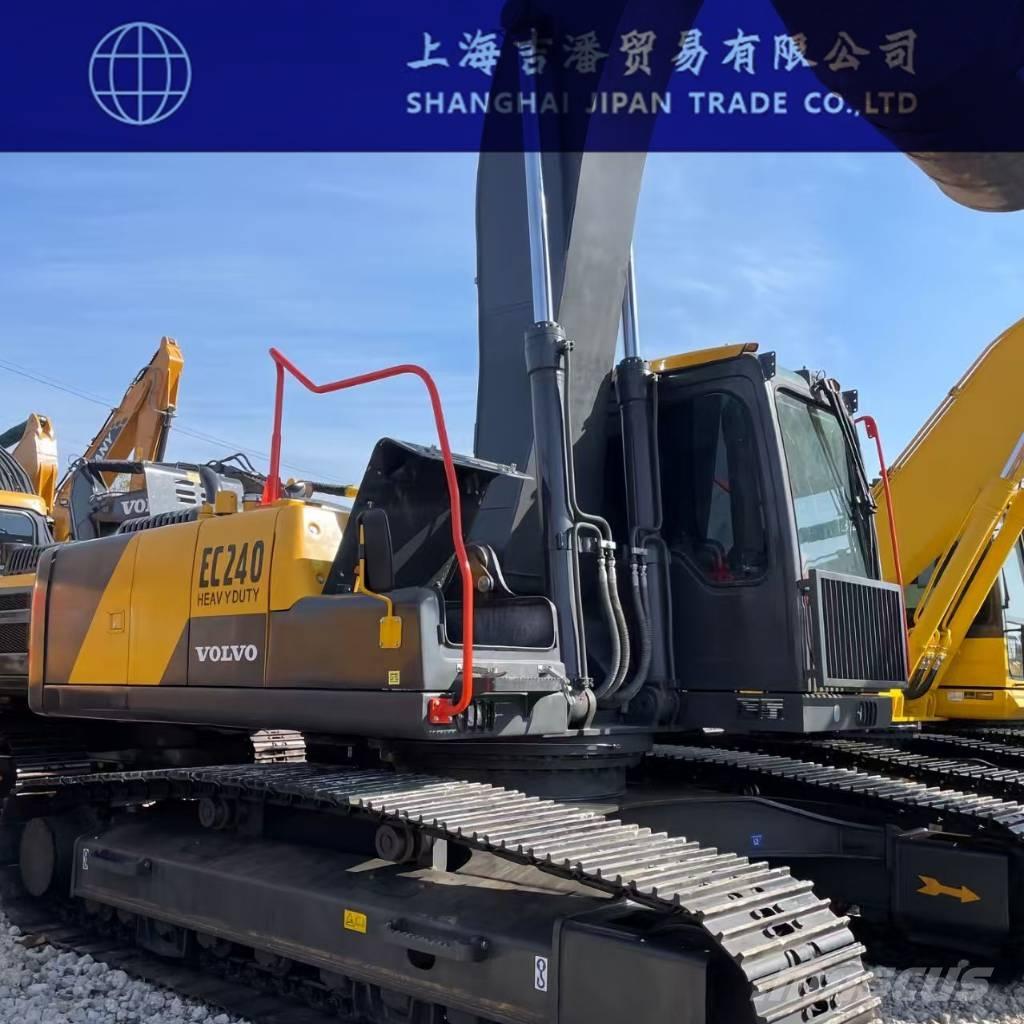 Volvo EC 240 Гусеничні екскаватори