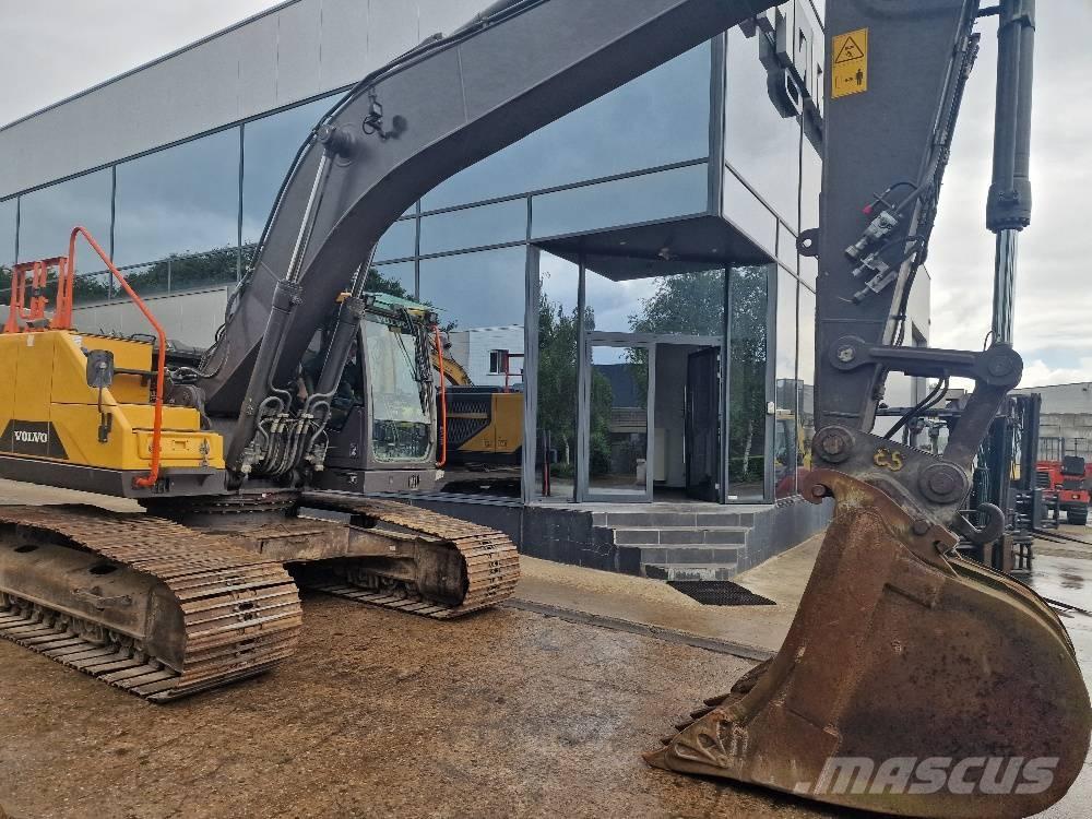 Volvo EC 250EL Гусеничні екскаватори