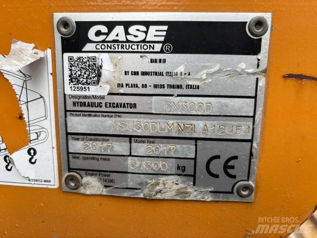 CASE CX300D Гусеничні екскаватори