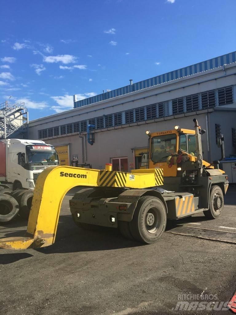 Terberg RT222 Термінальні трактори