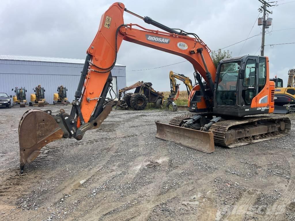 Doosan DX 140 LCR Гусеничні екскаватори