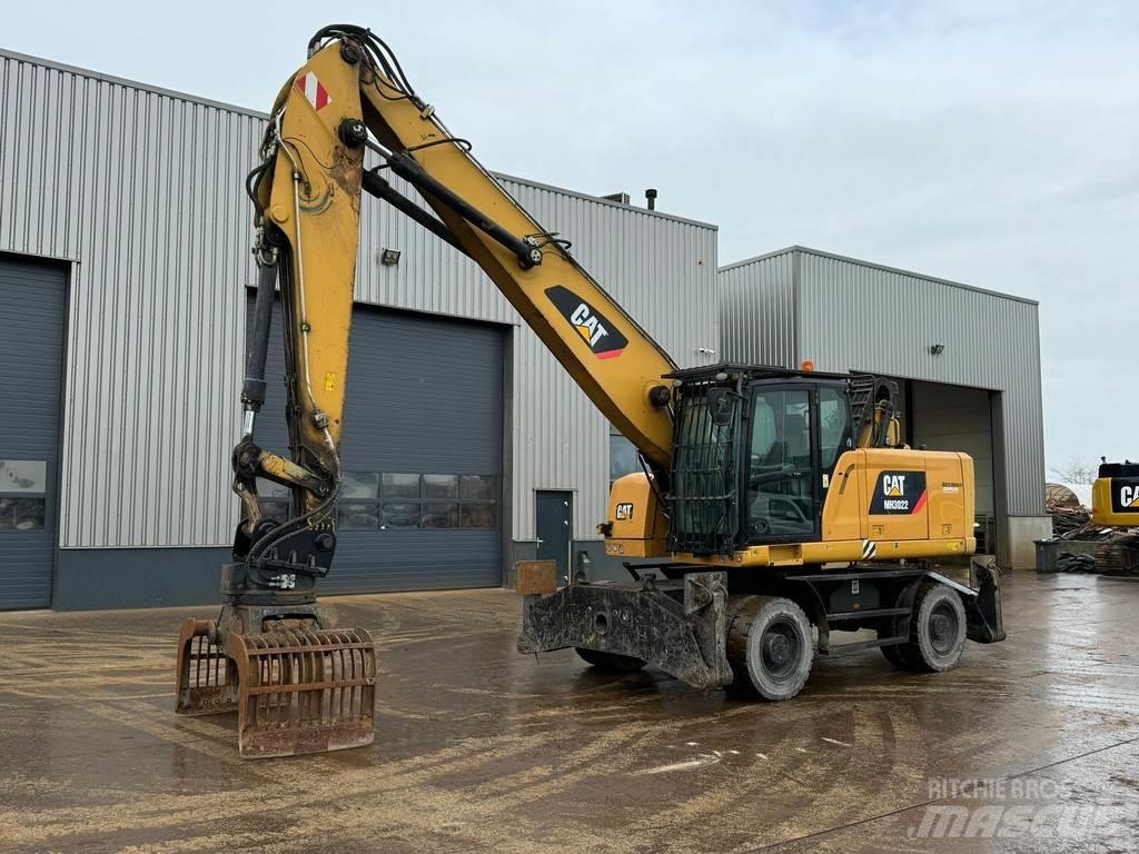 CAT MH3022 Перевантажувачі металобрухту/промислові навантажувачі