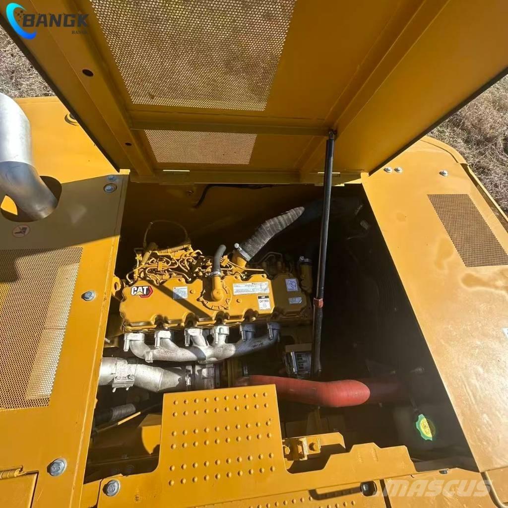 CAT 323 Гусеничні екскаватори