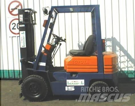 Toyota 02-5FGL15 Штабелери