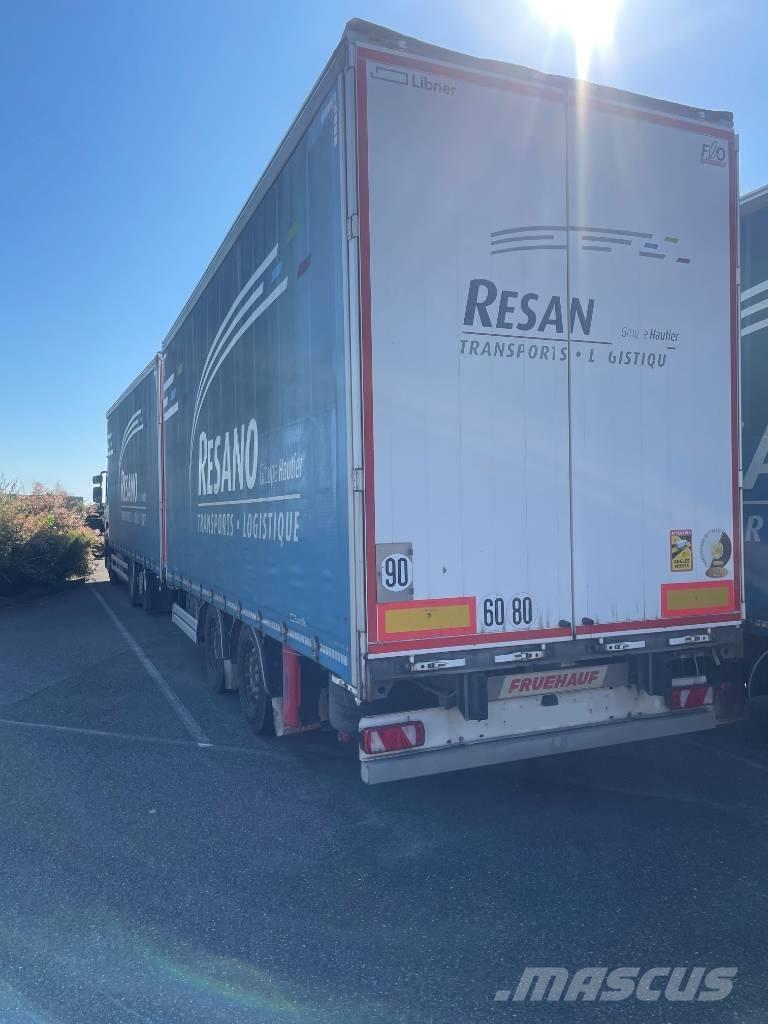 Renault T440 Тентовані вантажівки