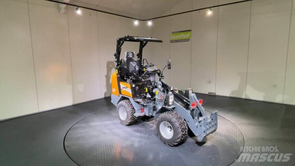 GiANT G 1500 X-TRA Фронтальні навантажувачі