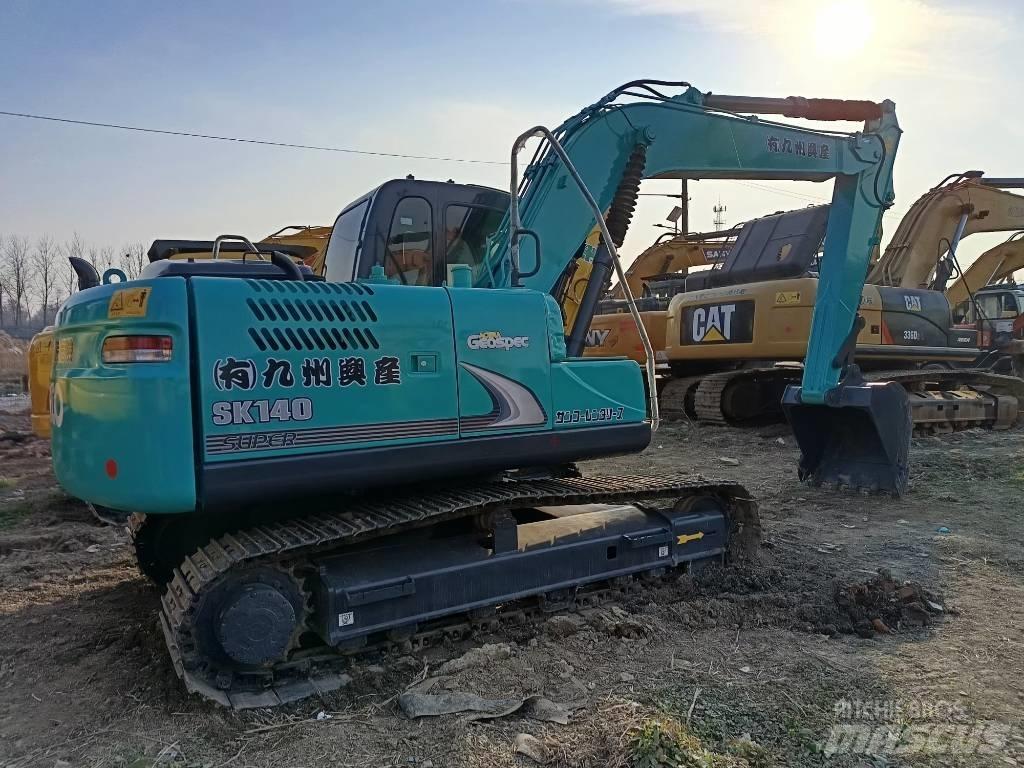 Kobelco SK140 Гусеничні екскаватори