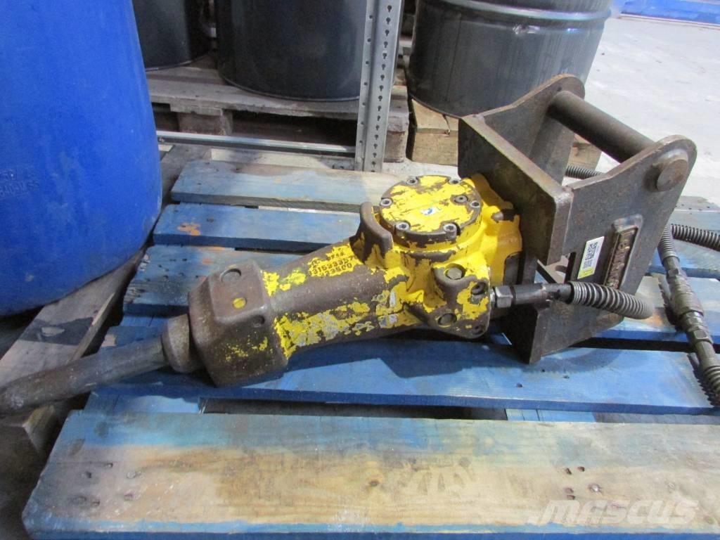 Atlas Copco SB 52 Плуги