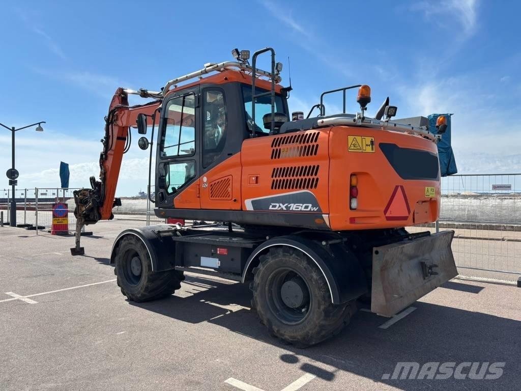 Doosan DX 160 W Колісні екскаватори