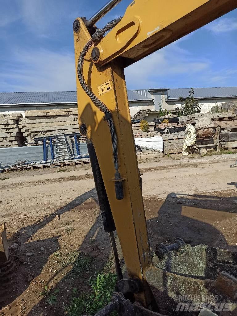 CAT 302.5 C Міні-екскаватори < 7т