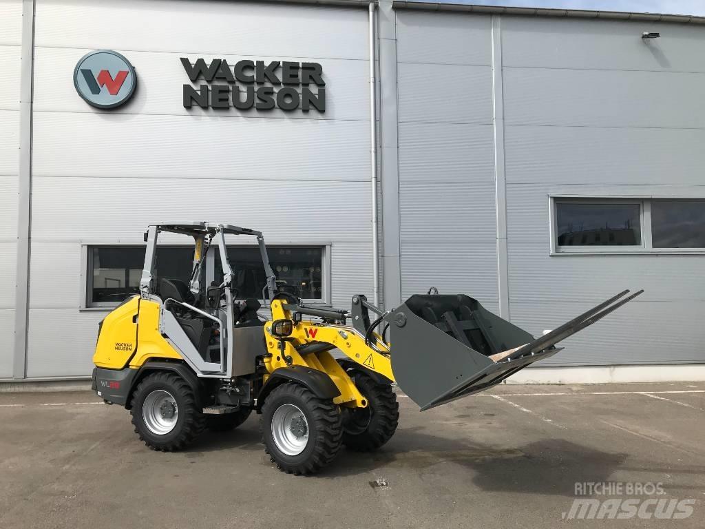 Wacker Neuson WL28 Навантажувачі зі змінним робочим обладнанням