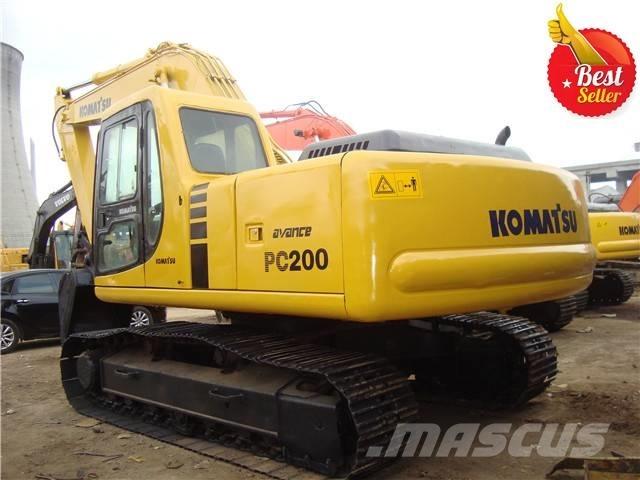 Komatsu PC 200 Гусеничні екскаватори