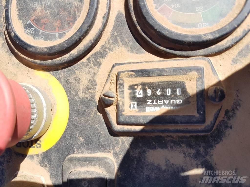 Volvo PT 125 Пневматичні катки