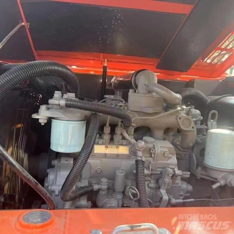 Hitachi ZX 70 Міні-екскаватори < 7т