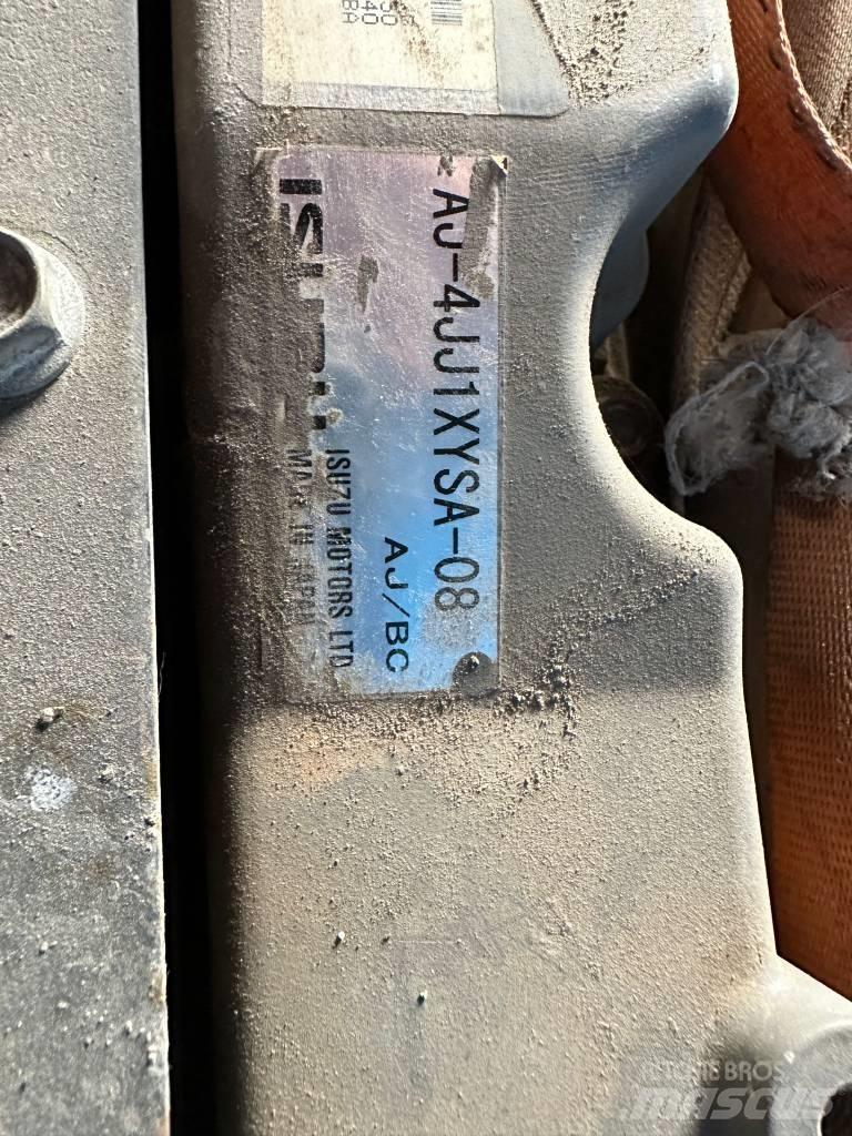 Isuzu 4JJ ENGINE Двигуни