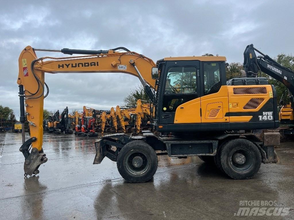 Hyundai HW140 Колісні екскаватори