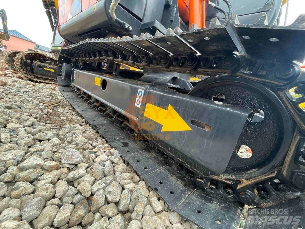 Hitachi ZX 70 Середні екскаватори 7т. - 12т.