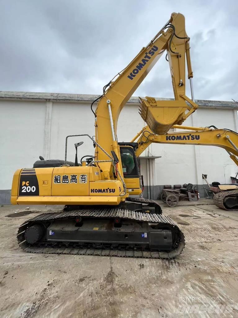 Komatsu PC 200-8N1 Гусеничні екскаватори