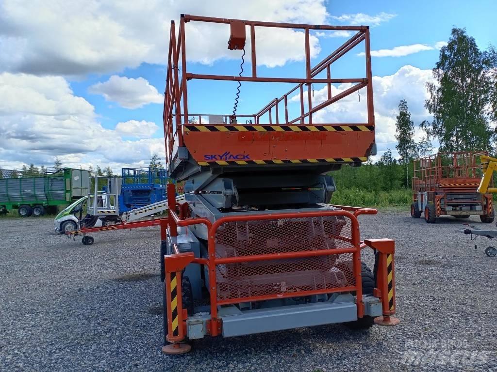 SkyJack SJ 9250 Підйомники-ножиці