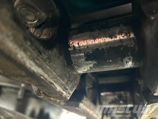 Hitachi ZX 135 US-6 Гусеничні екскаватори