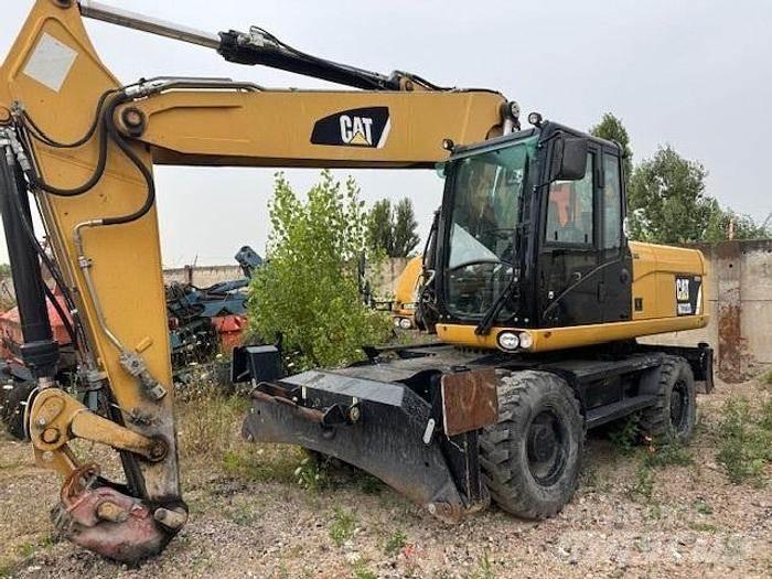 CAT M 322 D Колісні екскаватори