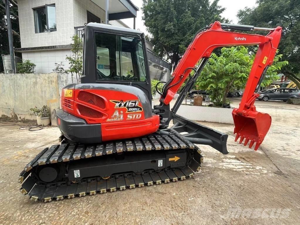 Kubota kx155 Гусеничні екскаватори