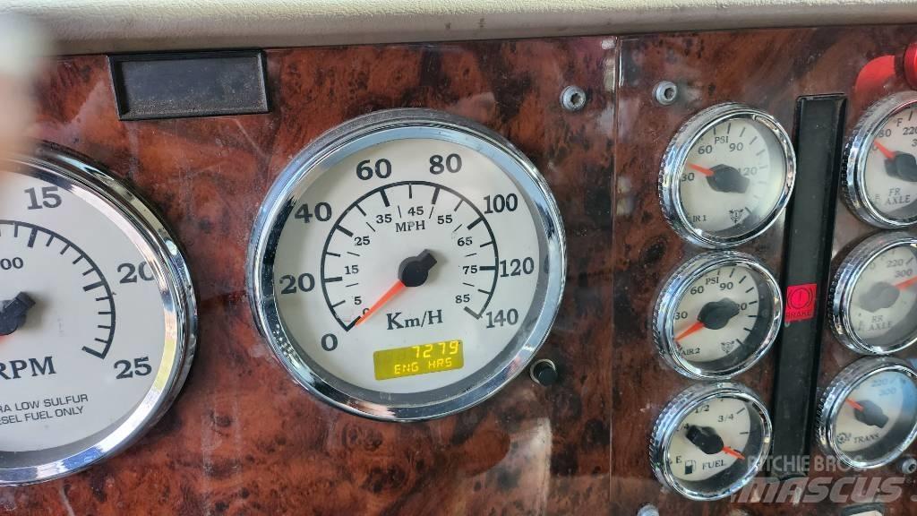 International 5900 Тягачі