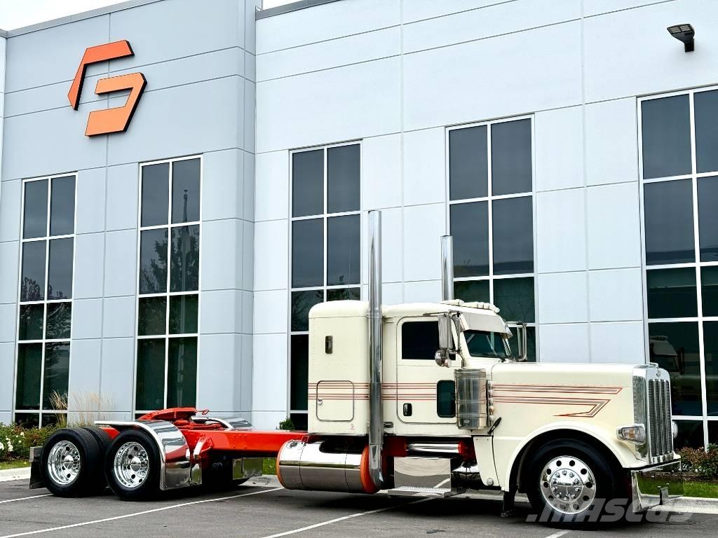 Peterbilt 389 Тягачі