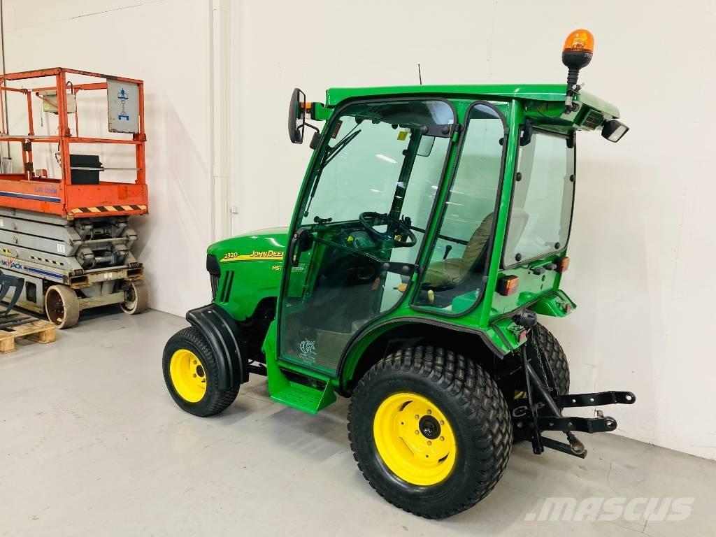 John Deere 2320 Трактори