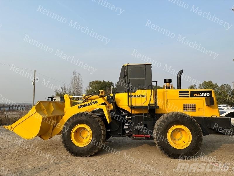 Komatsu WA380 Фронтальні навантажувачі