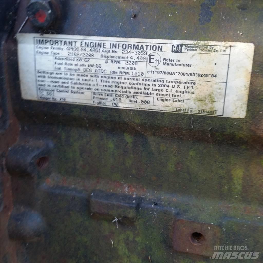 CAT 3054 C Двигуни