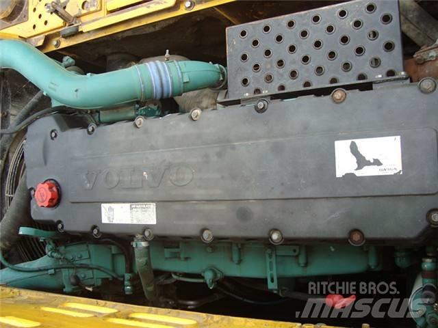 Volvo EC 460 B LC Гусеничні екскаватори