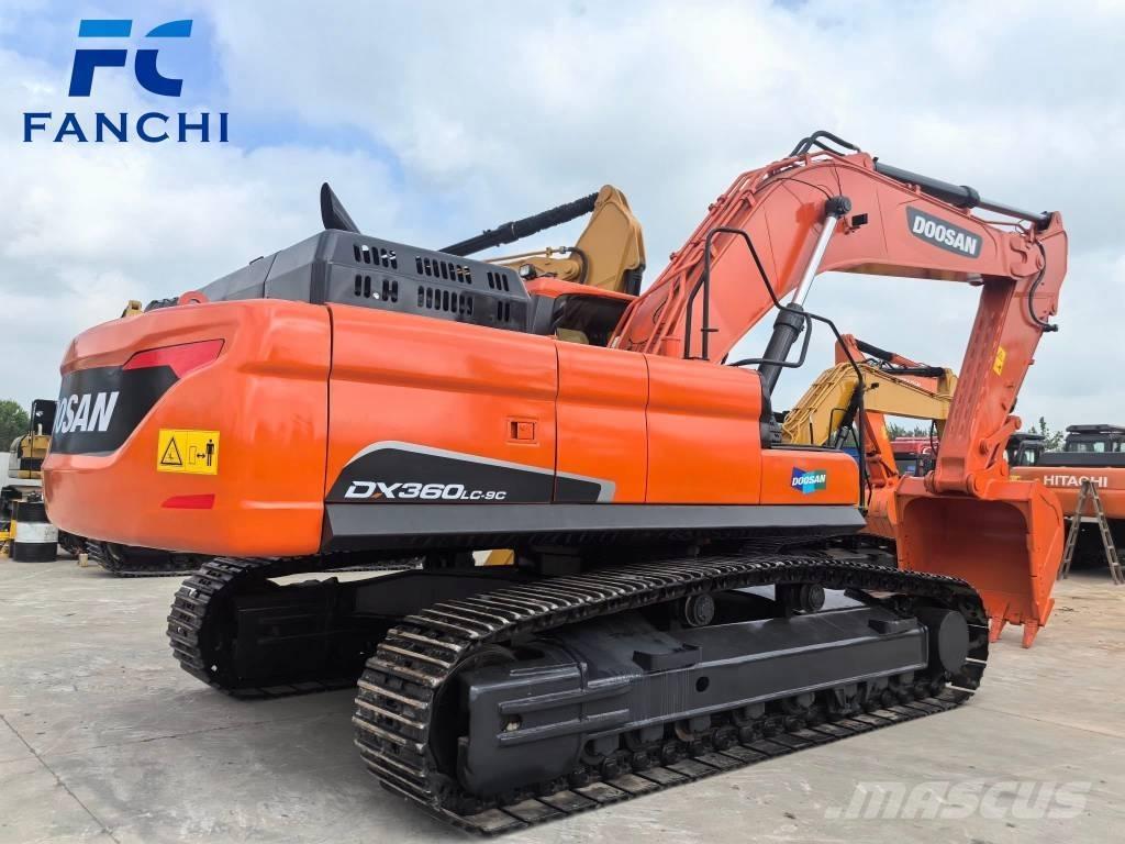 Doosan DX 360 LC Гусеничні екскаватори
