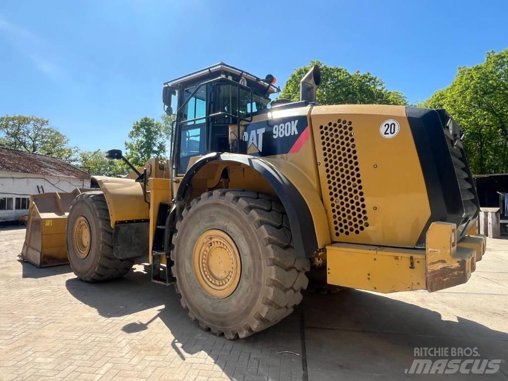 CAT 980 K  q coupler Фронтальні навантажувачі