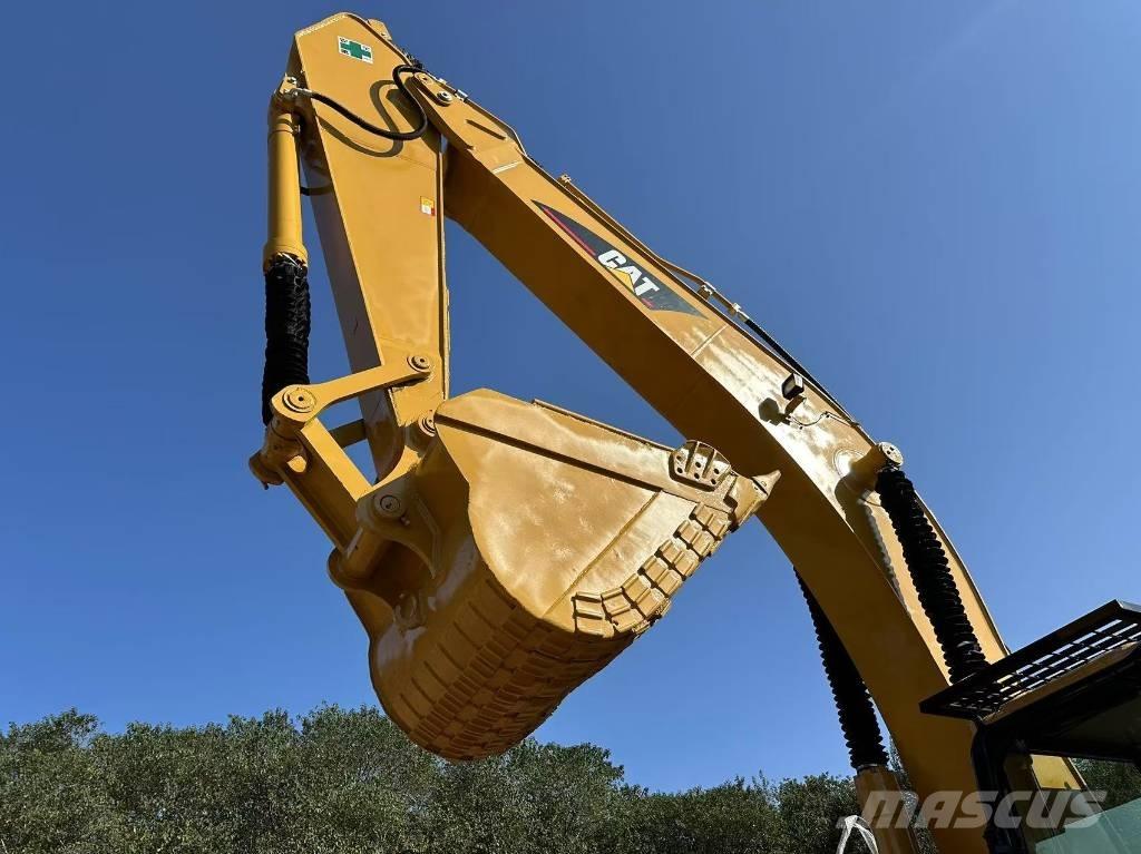 CAT 330 C L Гусеничні екскаватори