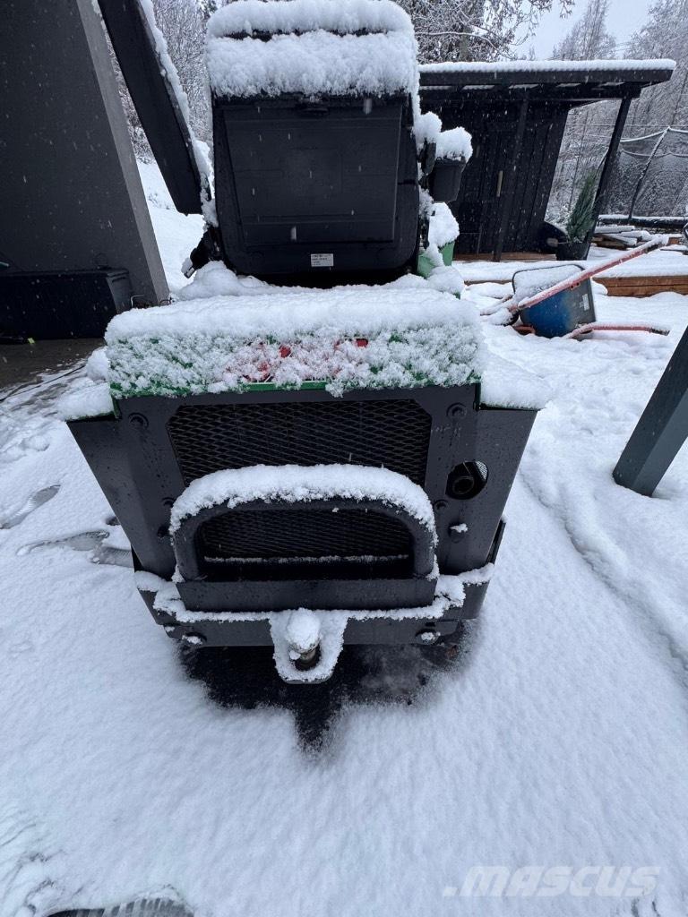 Avant 520+ Малі навантажувачі