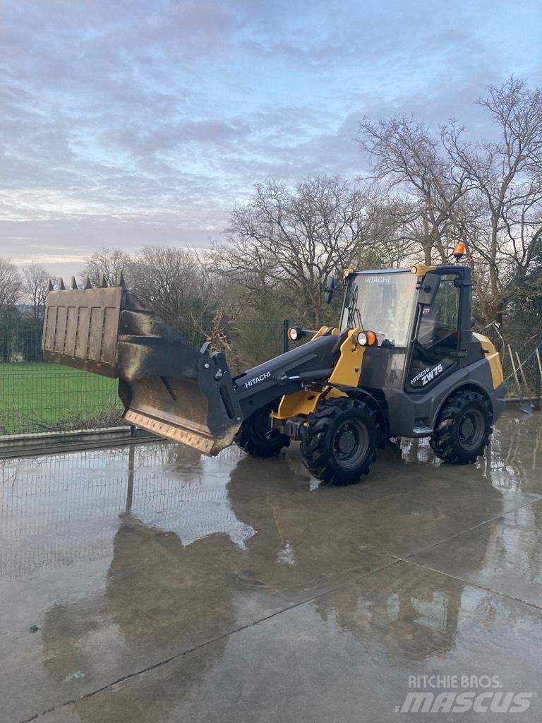 Hitachi ZW 75-6 Фронтальні навантажувачі