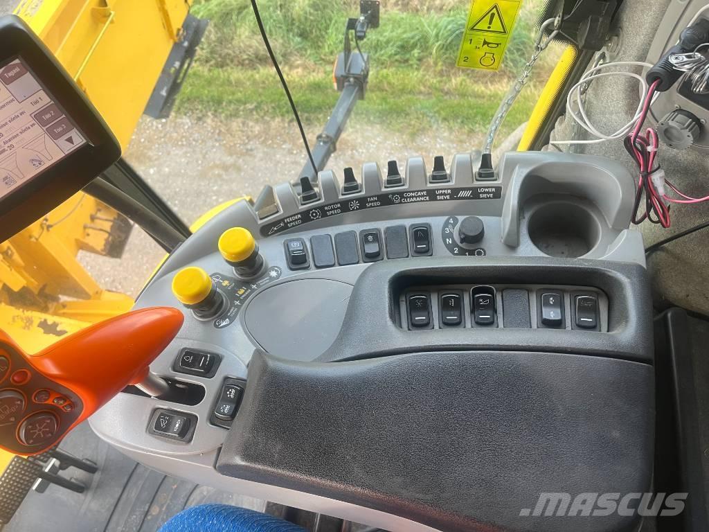 New Holland CX 8080 Зернозбиральні комбайни