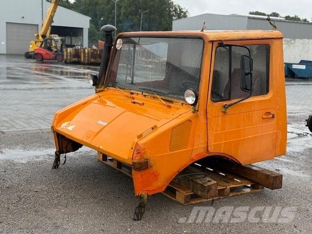 Unimog 424 USED CAB Кабіни