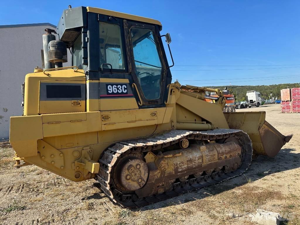 CAT 963 C Гусеничні вантажники