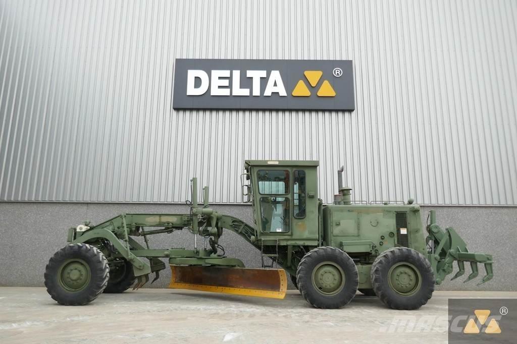CAT 130G Ex-army Грейдери