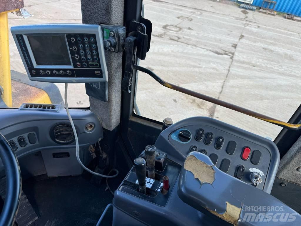 Komatsu WA 470-6 Фронтальні навантажувачі