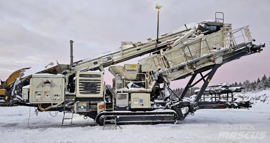 Metso LT 330 D Мобільні дробарки