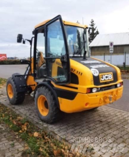 JCB 407 Фронтальні навантажувачі