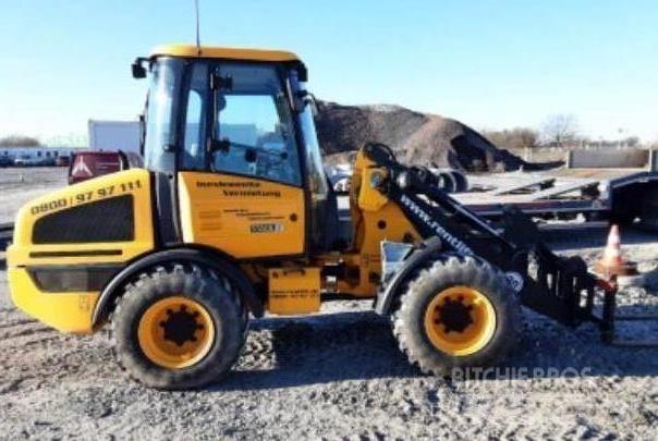 JCB 407 Фронтальні навантажувачі