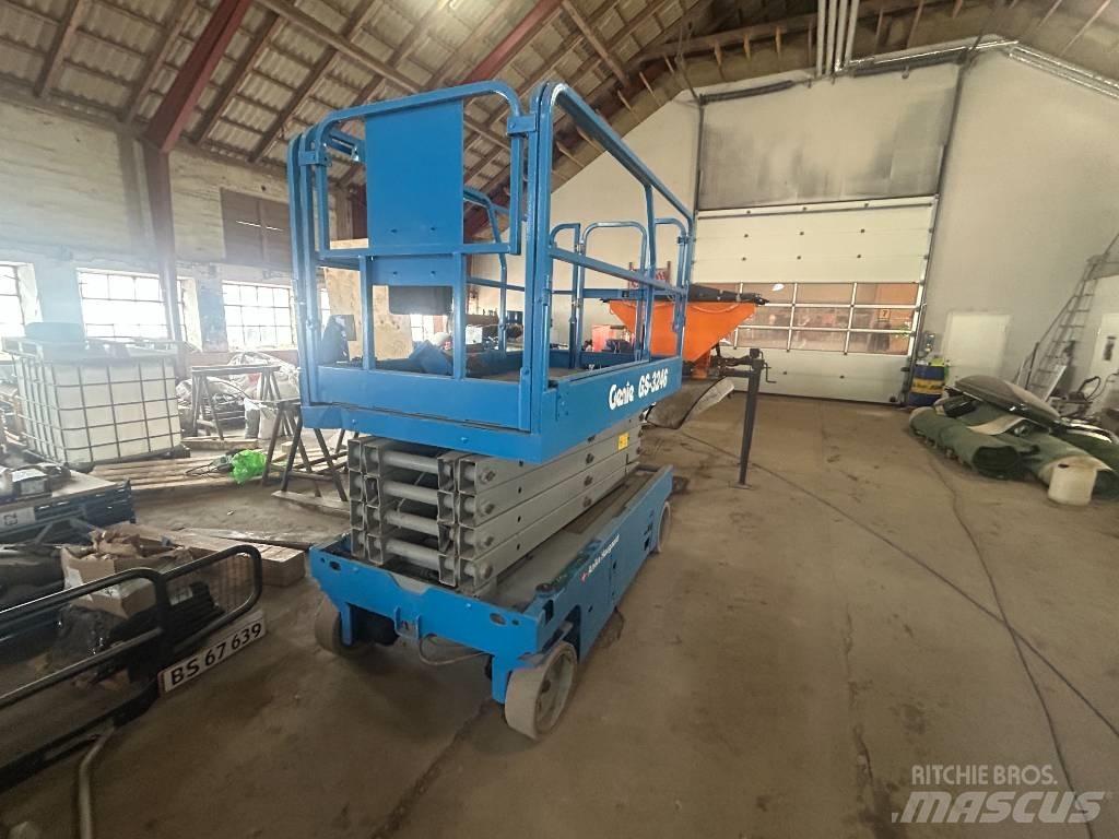 Genie GS3246 Підйомники-ножиці