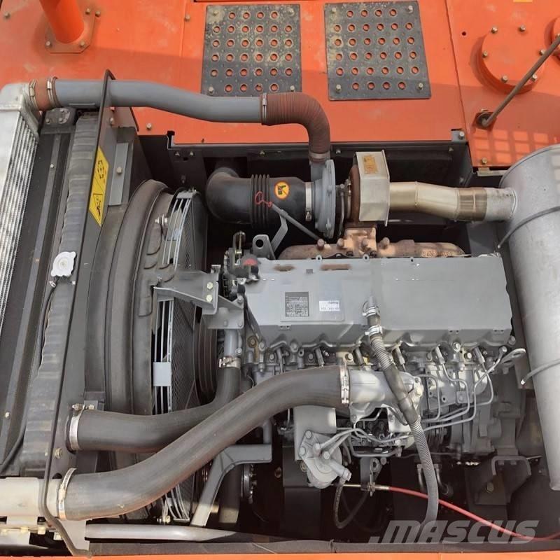 Hitachi ZX 350 Гусеничні екскаватори