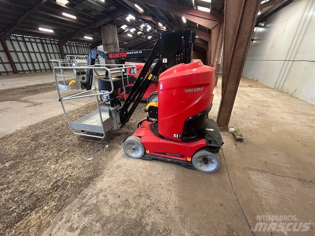 Manitou 100 VJR Вертикальні щоглові підйомники