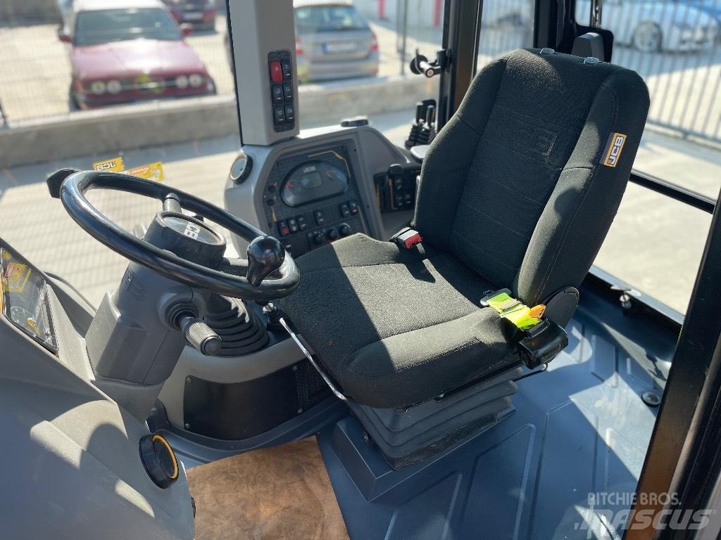 JCB 3 CX / compact Екскаватори-навантажувачі